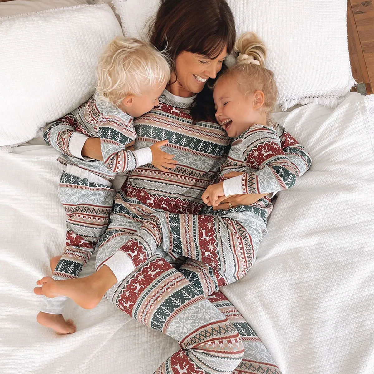 European And American Christmas Home wear Family Set Pajamas Parent-child Wear Home wear Suits, lioness-love