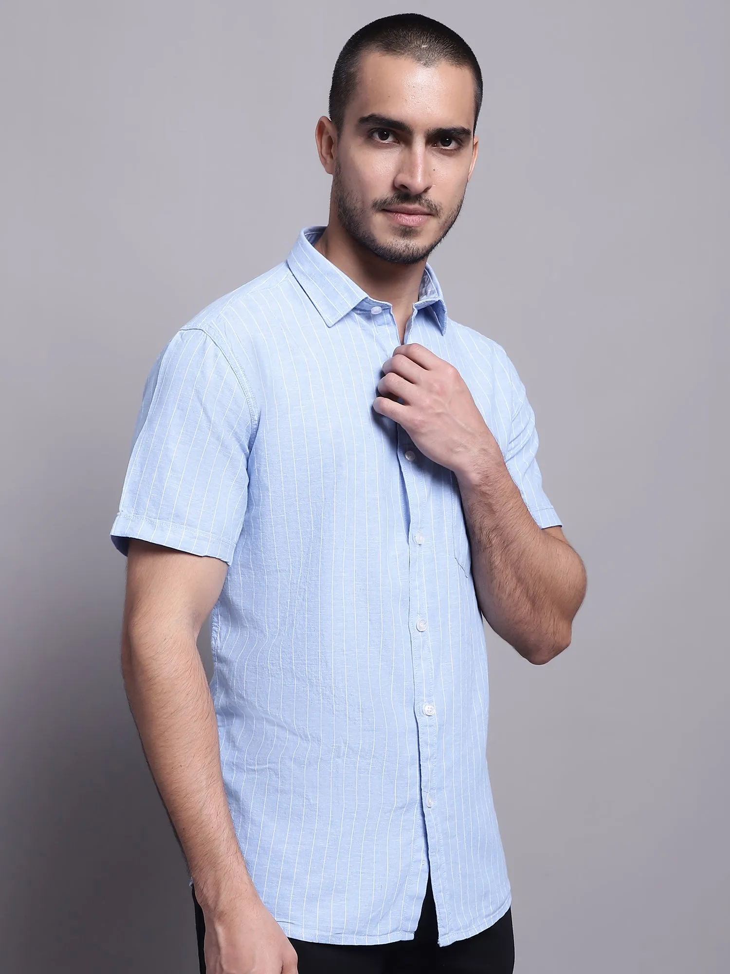 Men's Light Blue Casual Thin Stripe Half Sleeve Shirt