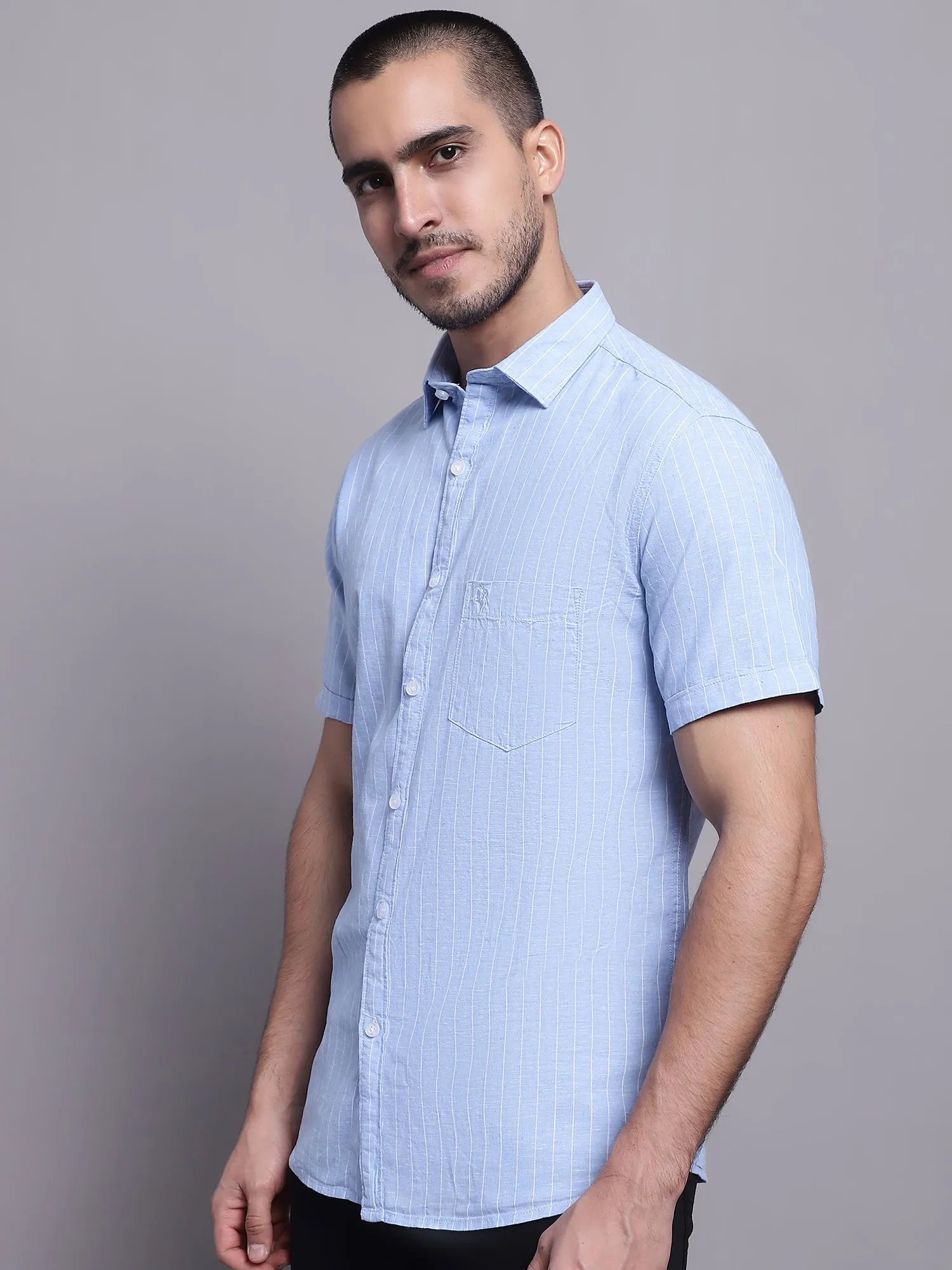 Men's Light Blue Casual Thin Stripe Half Sleeve Shirt