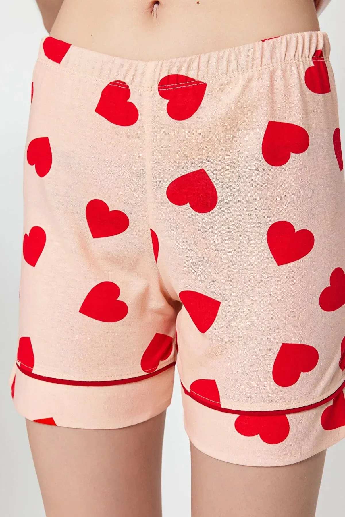 Salmon Heart Patterned Piping Detailed Cotton Shirt-Shorts Knitted Pajamas Set