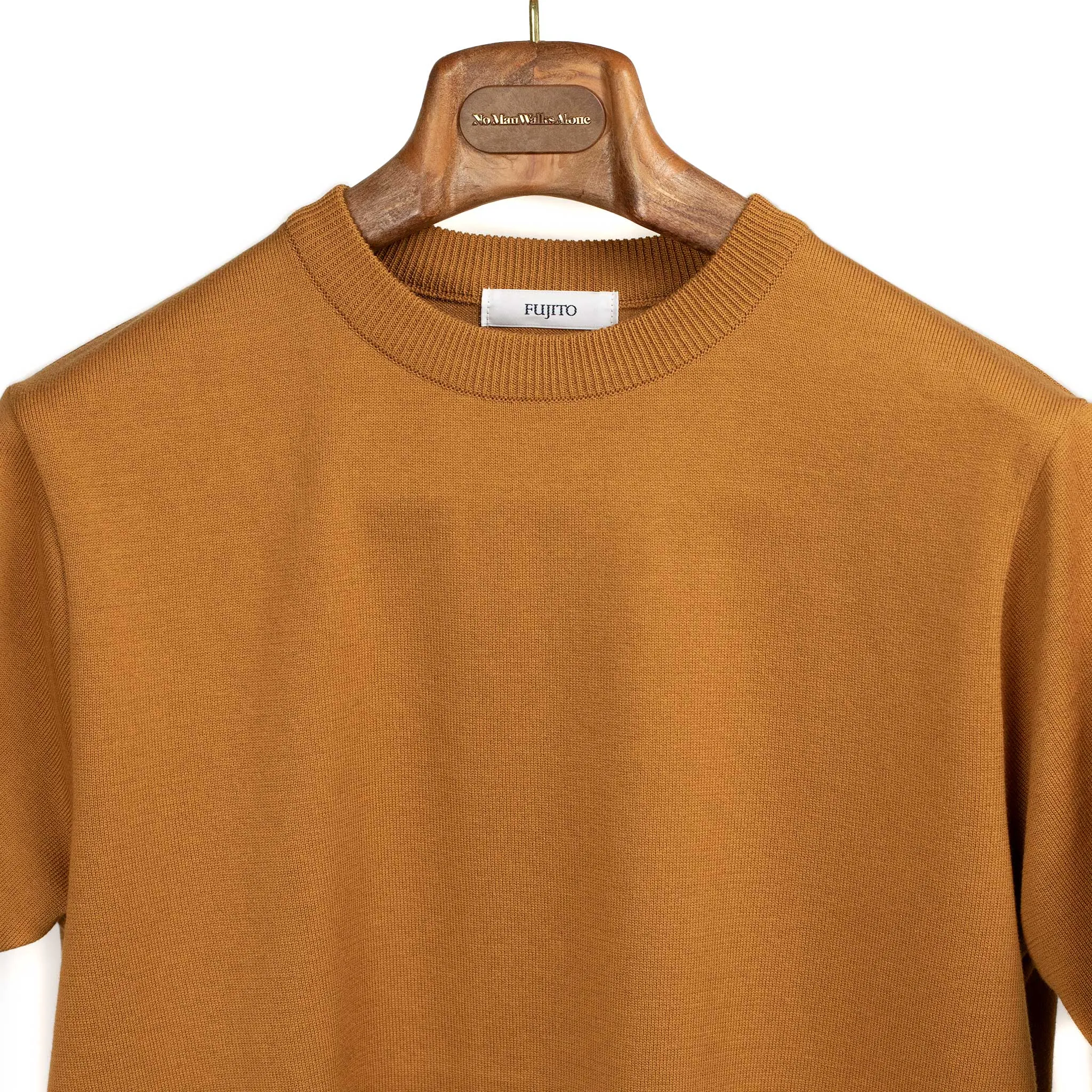 Short sleeve knit t-shirt in caramel brown