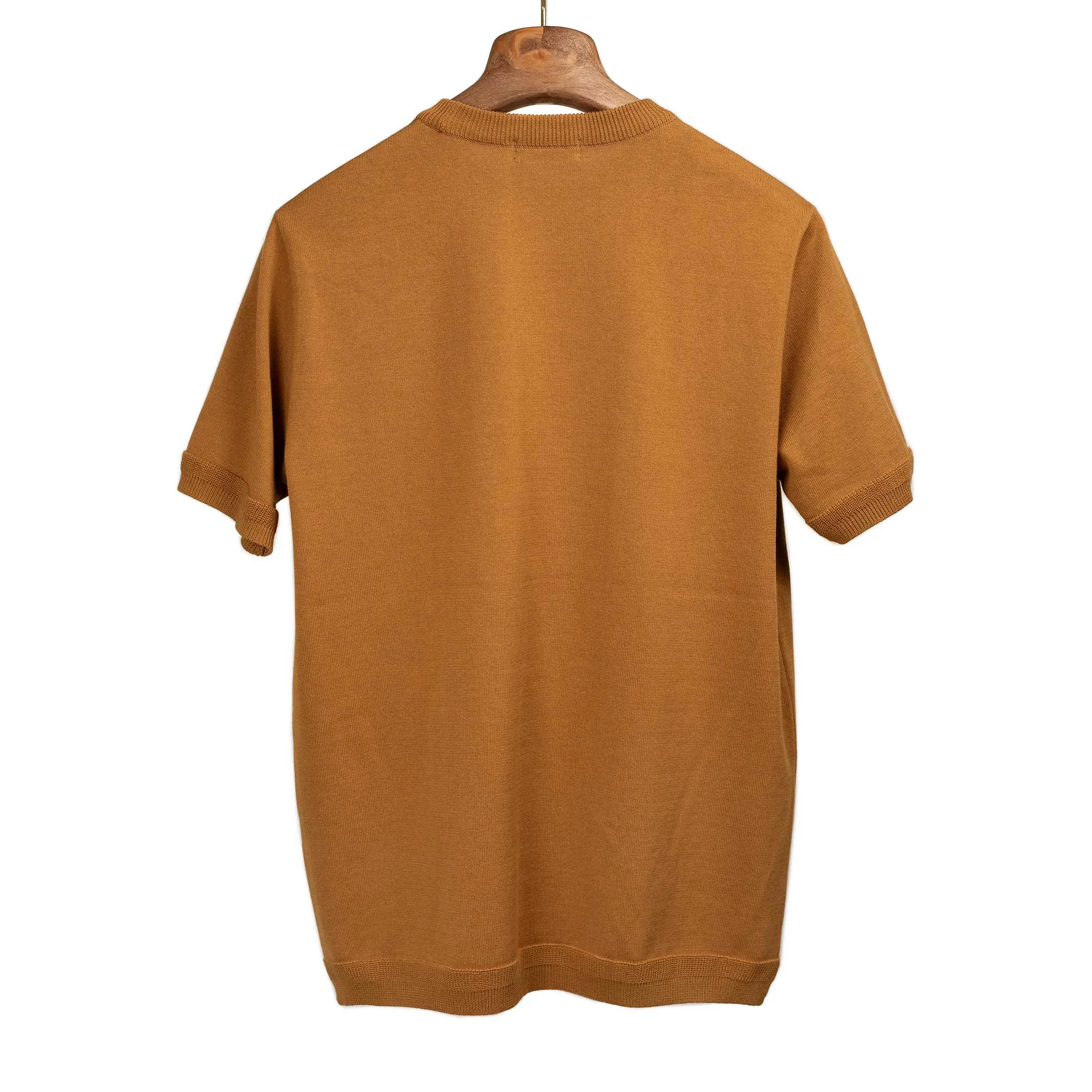 Short sleeve knit t-shirt in caramel brown