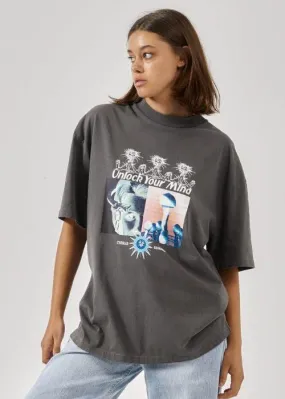 Thrills - Unlock Your Mind Oversized Tee