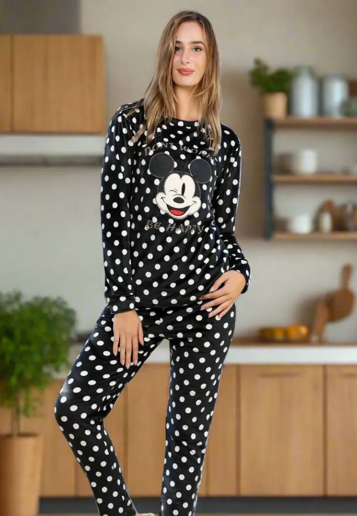 Women's winter pajamas